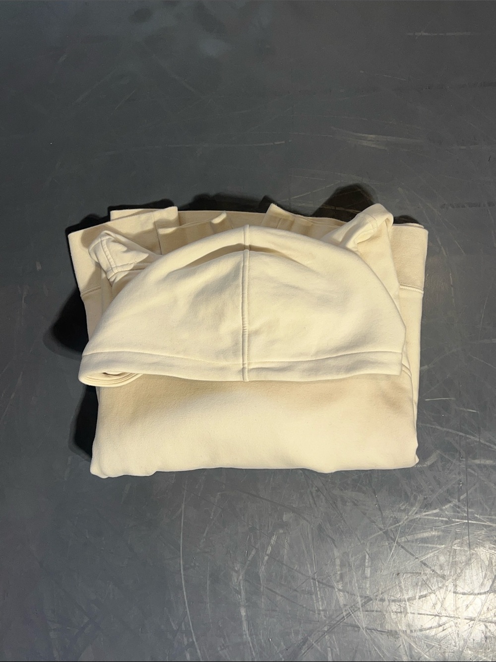 lululemon Loungeful Hoodie - Size 12 View 3